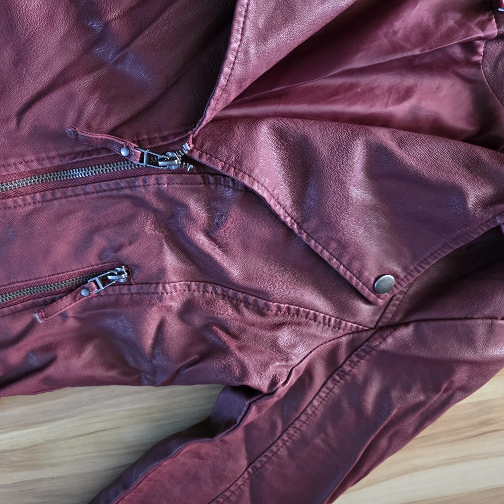 Max Studio Maroon Leather Jacket - image 6